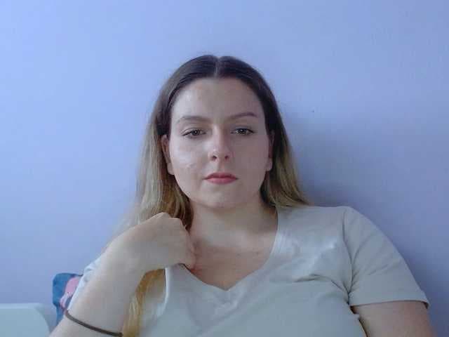BritneyBlond live cam