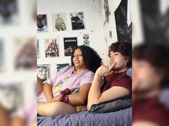 HotHoneyChile live cam