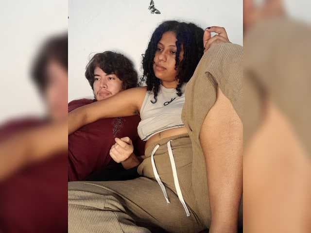 HotHoneyChile live cam