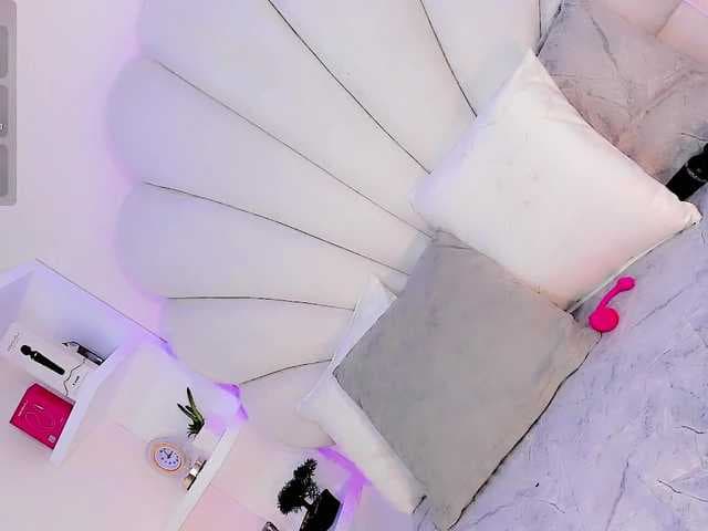 CandyJoselyn live cam