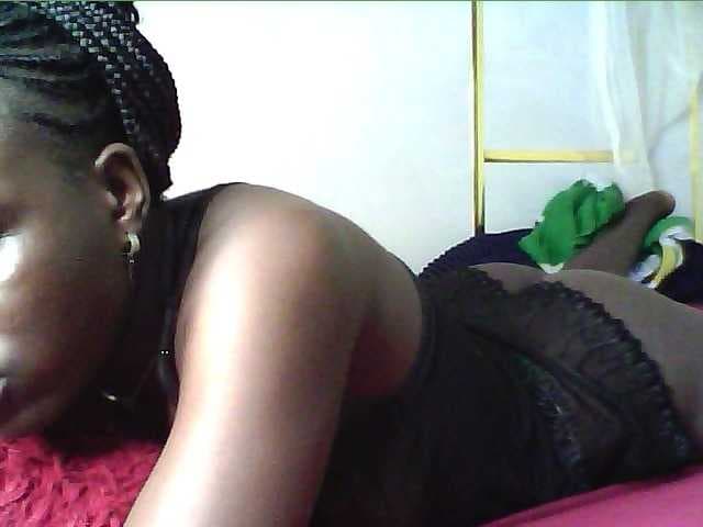 alora-skylar live cam