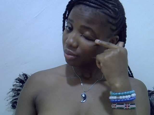 Hotmary01 live cam