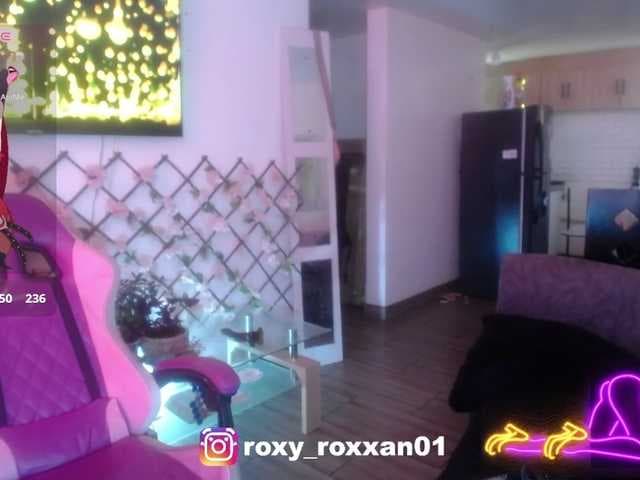 Roxy-roxxan live cam
