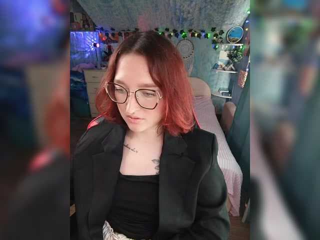 NovaLia live cam