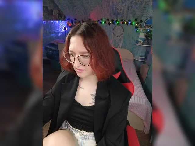 NovaLia live cam