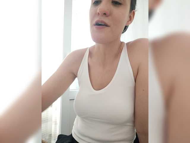 LuxeAngel live cam