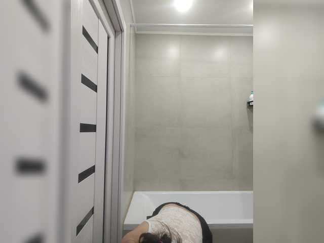 LuxeAngel live cam