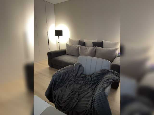whiteTEA live cam