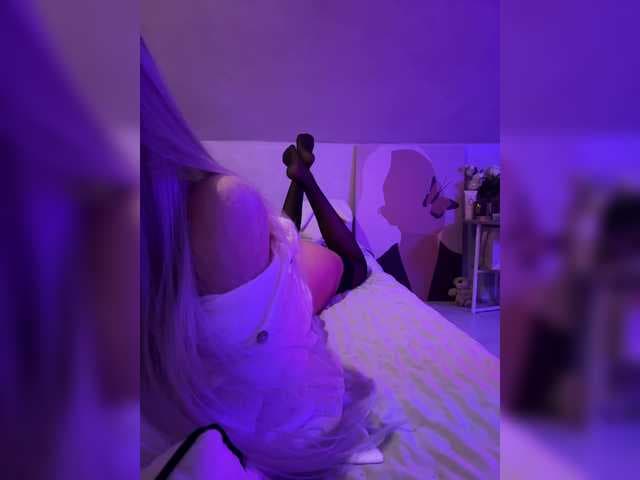 paulIine live cam