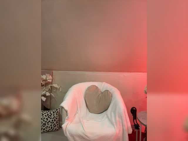 twoy_secret live cam