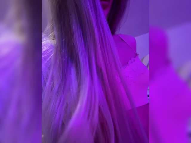 paulIine live cam