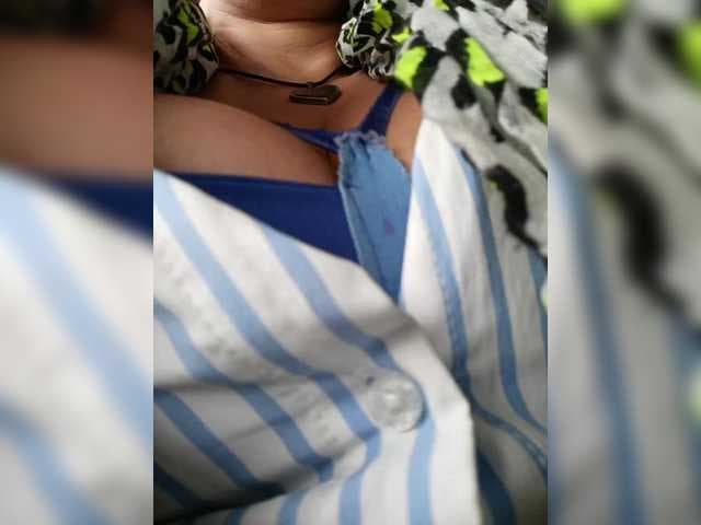 AlexaBrown12 live cam