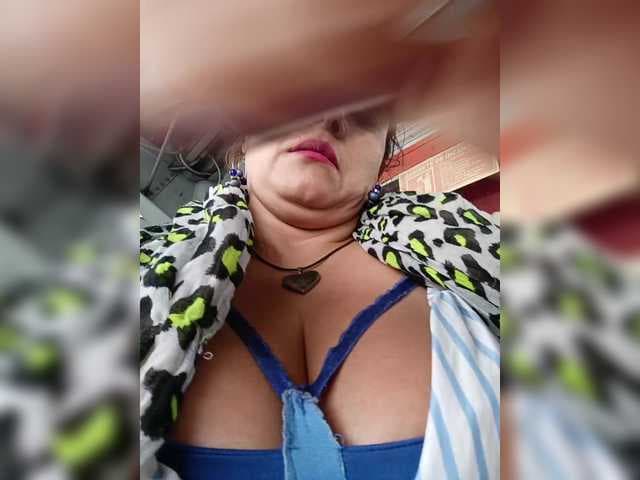 AlexaBrown12 live cam