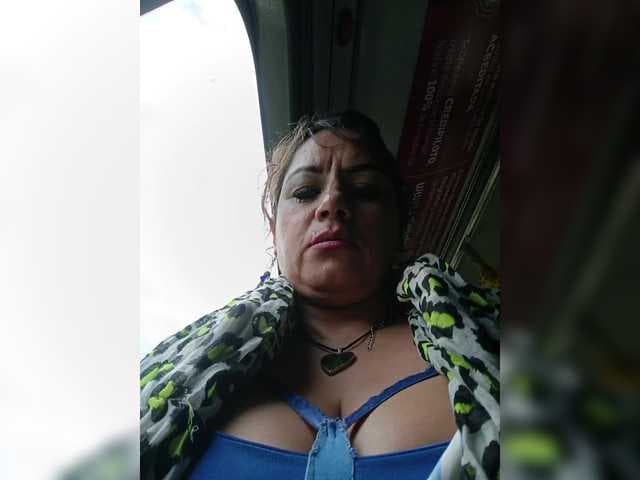 AlexaBrown12 live cam