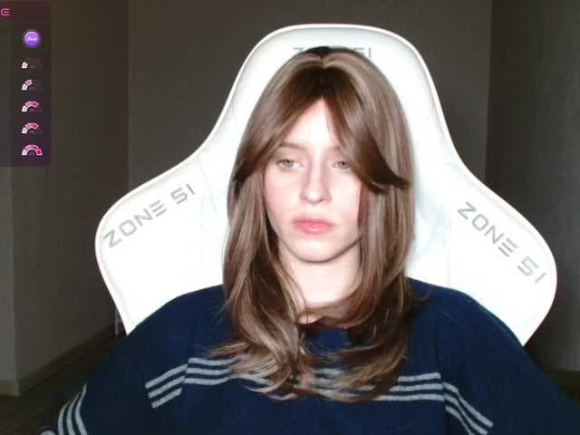 Helga_Pataki live cam