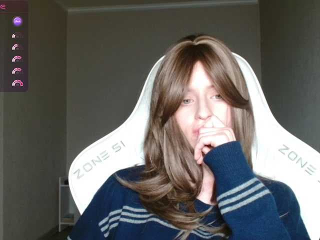 Helga_Pataki live cam