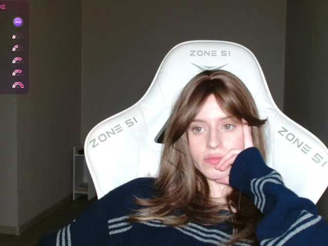 Helga_Pataki live cam