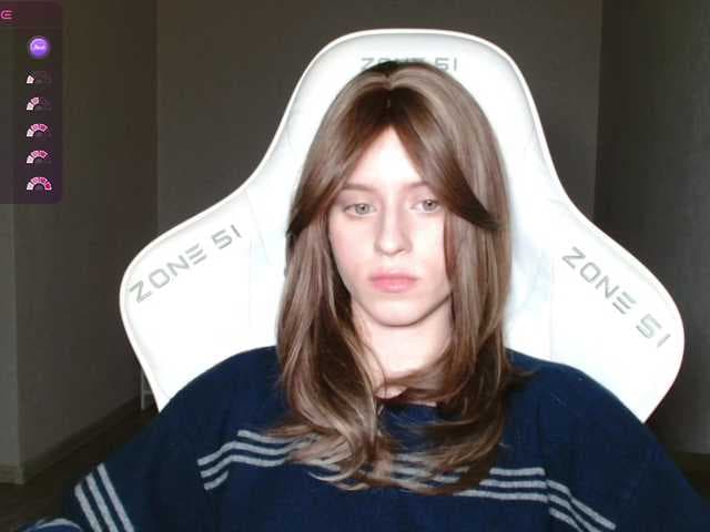 Helga_Pataki live cam