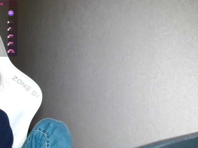 Helga_Pataki live cam