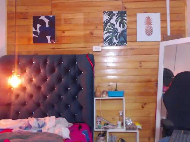 HottAlexxxa live cam
