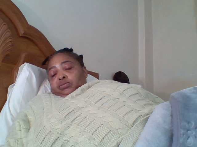 pussylips53 live cam
