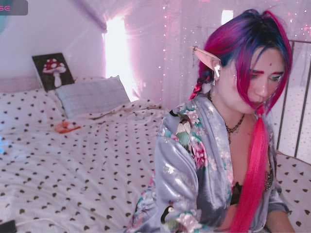 mymoonstar live cam