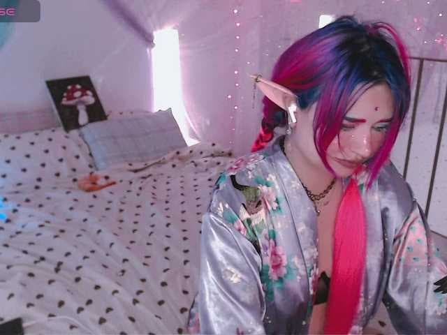 mymoonstar live cam