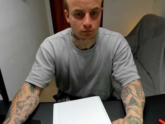 Layneinchains live cam