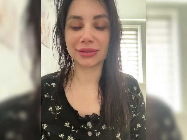 -LeiaProseccina live cam