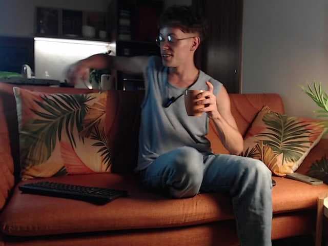 William-Henry live cam