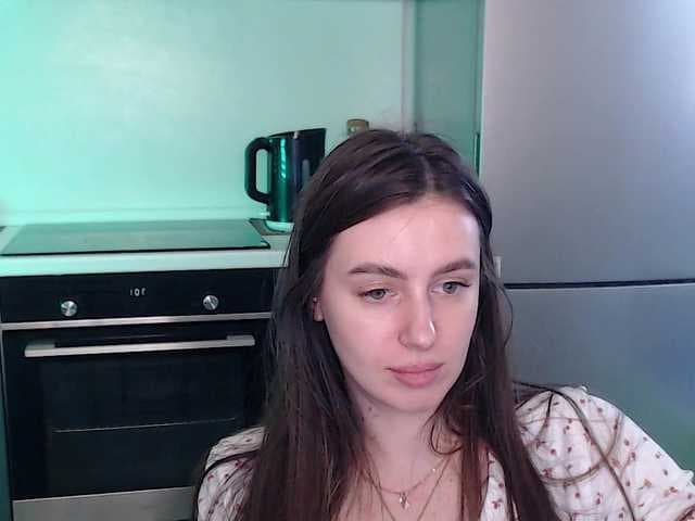 Lilijily live cam