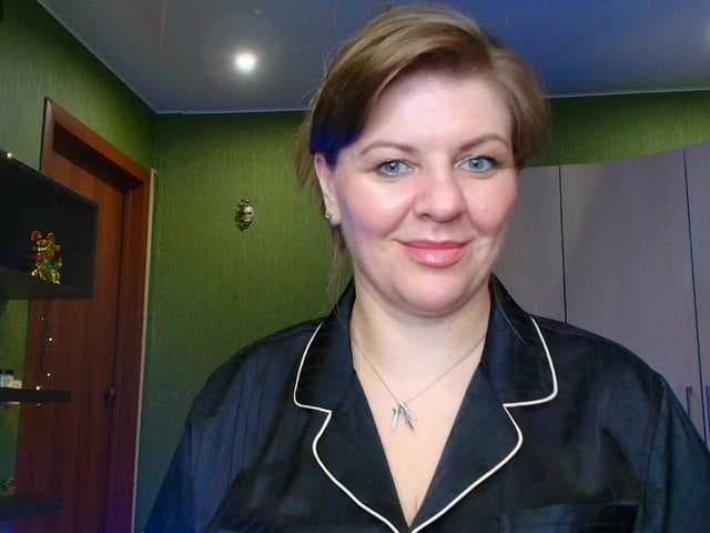 Veronika_Gold live cam