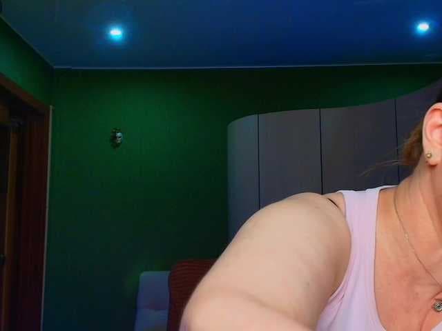 Veronika_Gold live cam