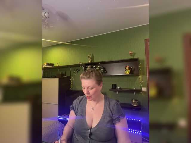 Veronika_Gold live cam