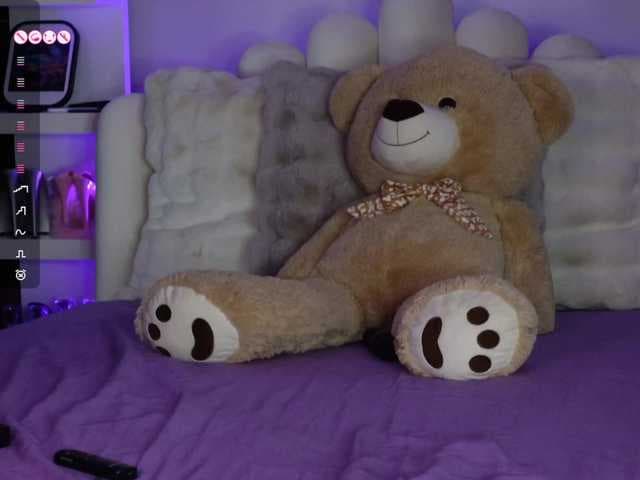 AngelaMyst live cam