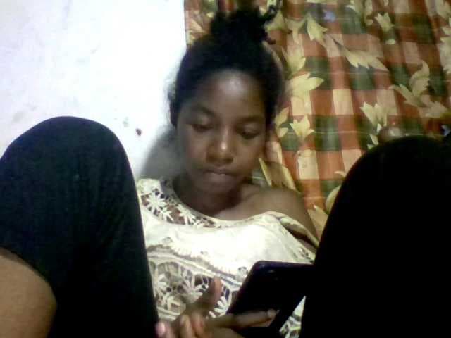 BigHairypussy live cam