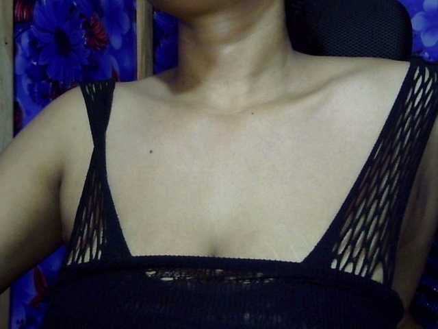 Nusrat-Mimi live cam