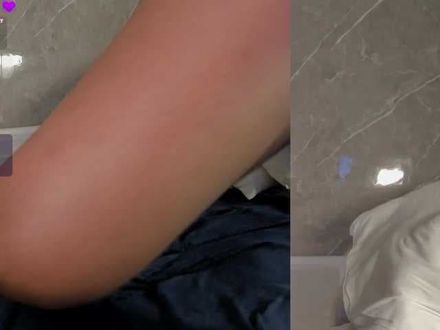 Rachellebony live cam