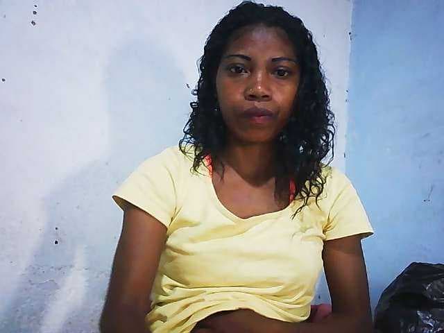 Honey699 live cam