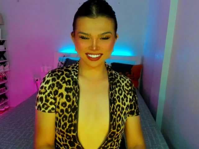Sinful_Hailly live cam