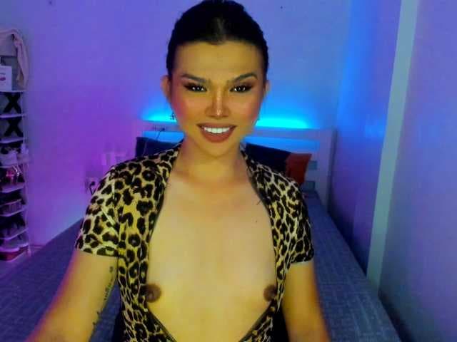 Sinful_Hailly live cam