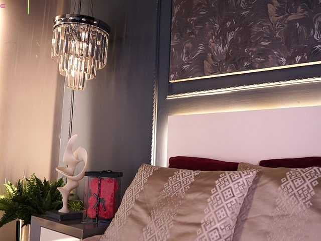 AylinMiller live cam