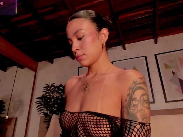 LunaRuso live cam