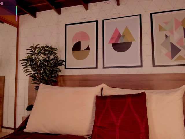 LunaRuso live cam