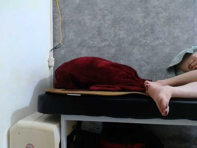 HotQueen93 live cam