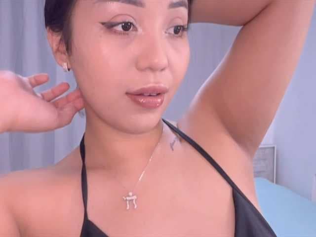 PurrrfectMiko live cam