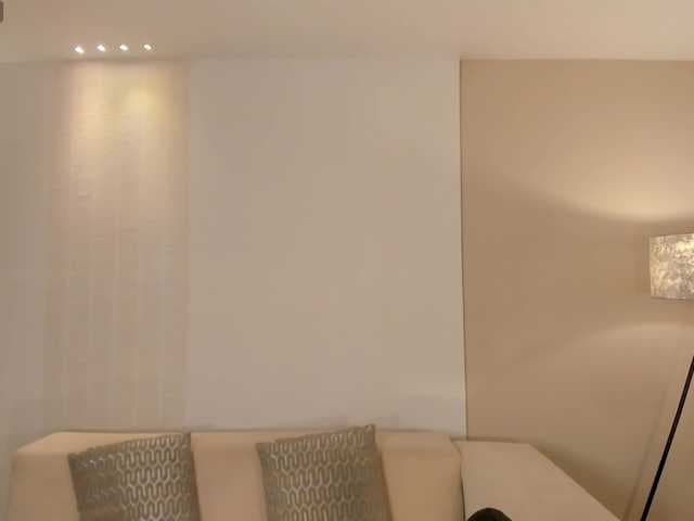 NiaSalvatore live cam