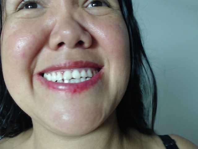 marilyn-beautifullyhairy live cam