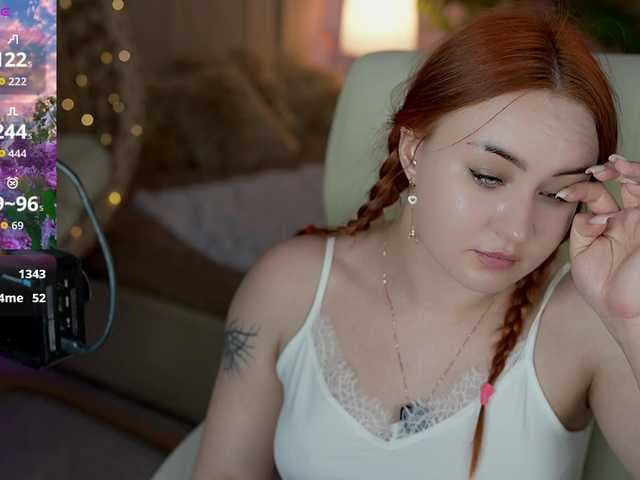LovelyyBell live cam