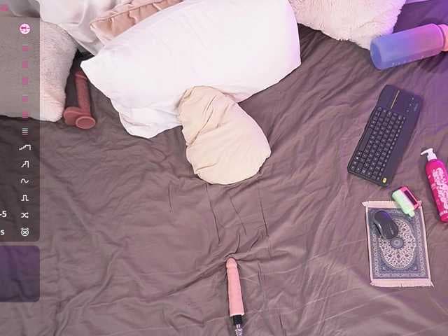 SexyBlondeDoll live cam